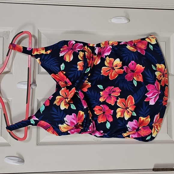 Lands' End | Tops | Tankini Lands Ends Tie Front Tankini Swimsuit ...